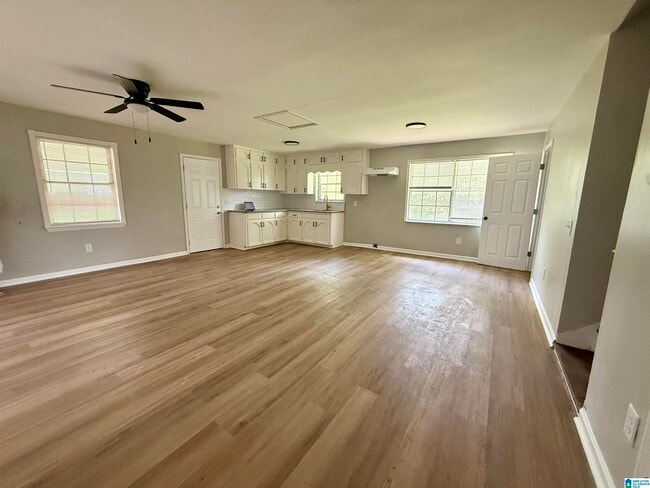 Photo - 2800 Emerald Ave