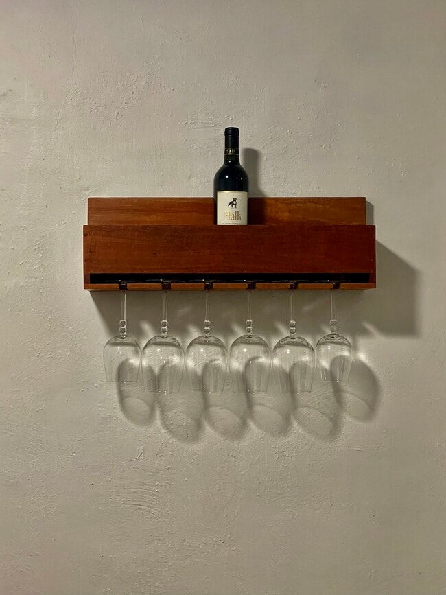 Photo - 825 W 24th St