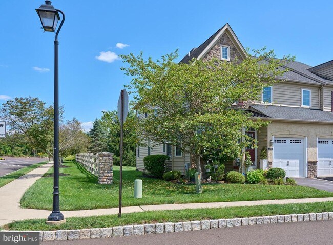 3238 Waterstone Ct