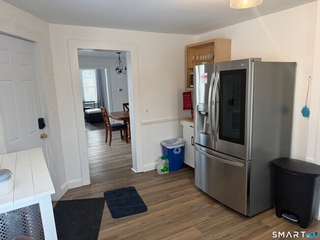 Photo - 246 Ledyard St