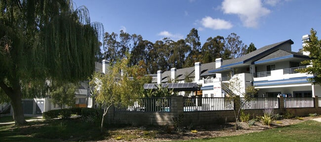 Photo - 1025 Southwood Dr Unit Southwood