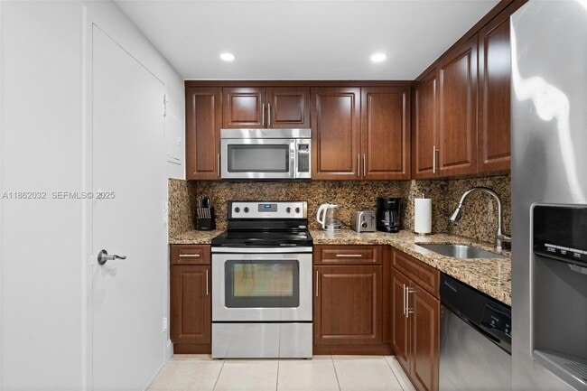 Photo - 401 Golden Isles Dr Unit 406