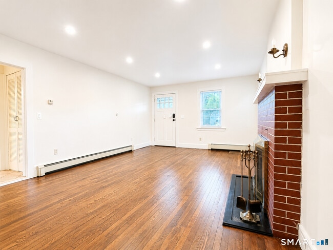 Photo - 291 Strawberry Hill Ave