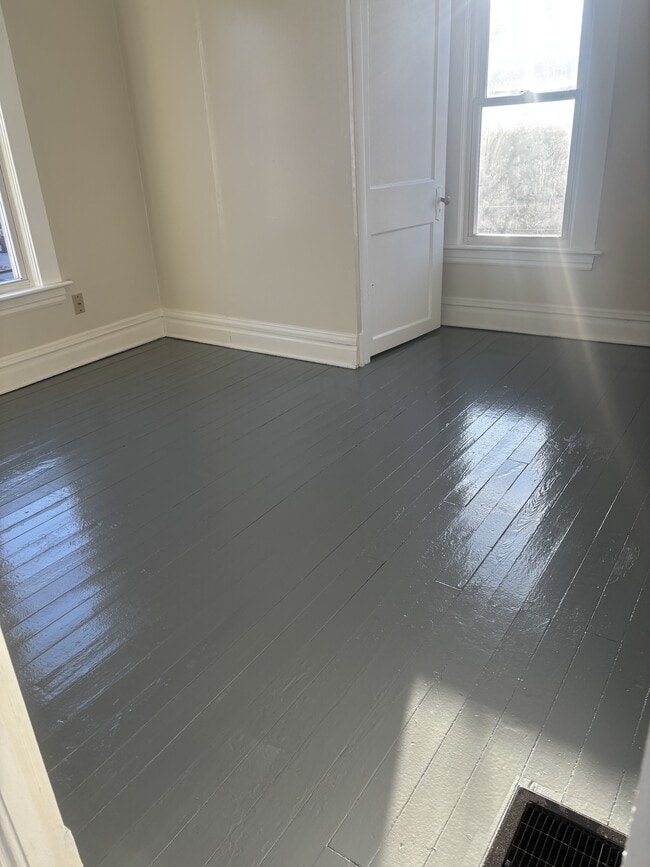 Photo - 957 Dorchester Ave SW