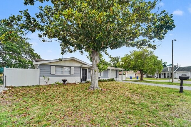 Photo - 3528 Rock Royal Dr