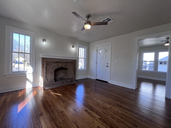 Photo - 1008 NW 31st St