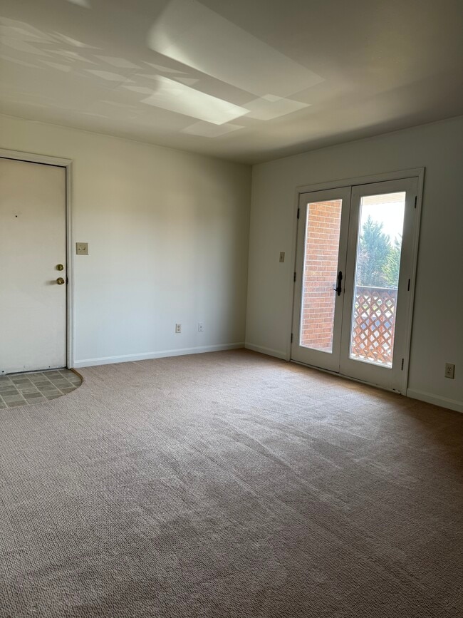 Photo - 14765 Sherwood Dr Unidad 16