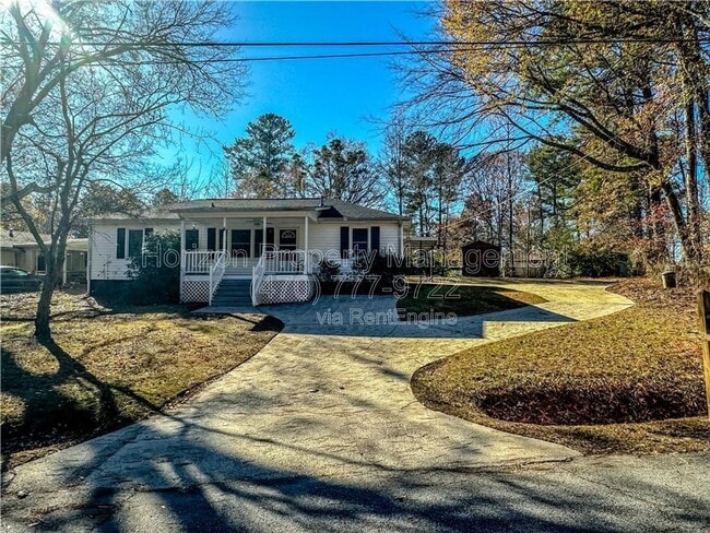 Photo - 6132 Lynne Cir SW