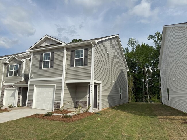 Brand New 4BR home in Great location! - Brand New 4BR home in Great location!