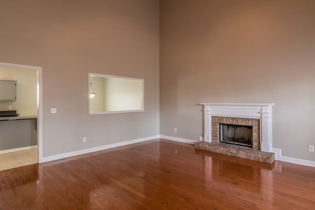 2647 Hansford Dr