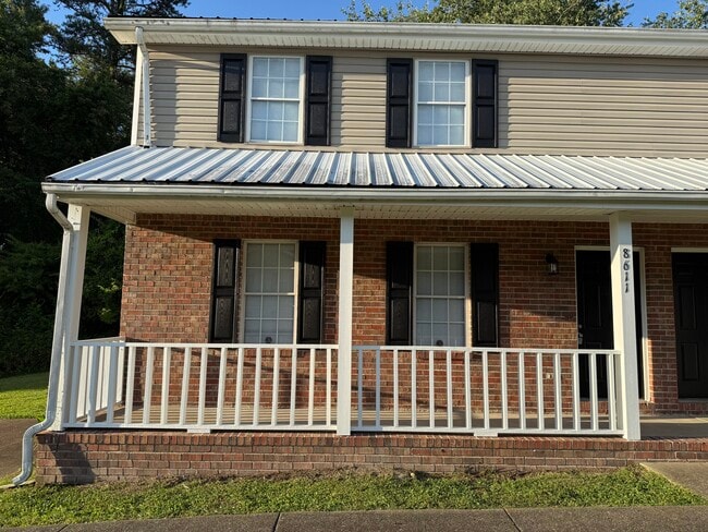 Photo - 8611 Leatherwood Trl
