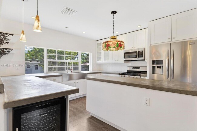 Photo - 6830 N Waterway Dr