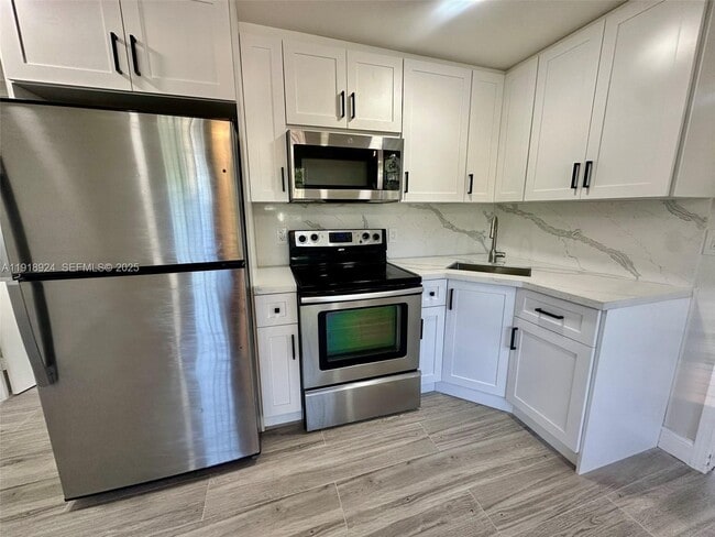 Photo - 1360 NW 132nd St Unit Side