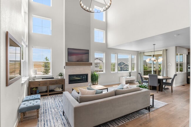 Photo - 6625 S Lee St