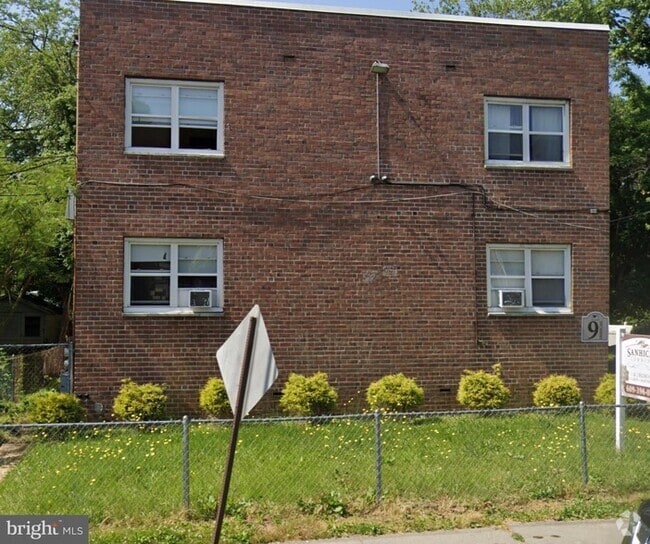 Building Photo - 9-11-11 Sanhican Dr Unit A2 Rental