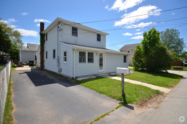 Building Photo - 40 Portland Ave Rental