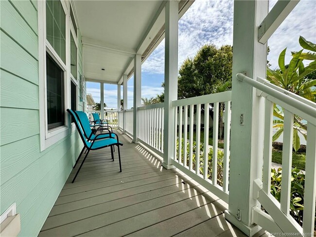Photo - 173 NE Portside Dr