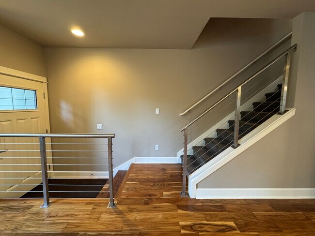Photo - Amazing 2 Bed + Den, 2.5 Bath Townhome with A/C & 2-Car Garage in West Seattle!