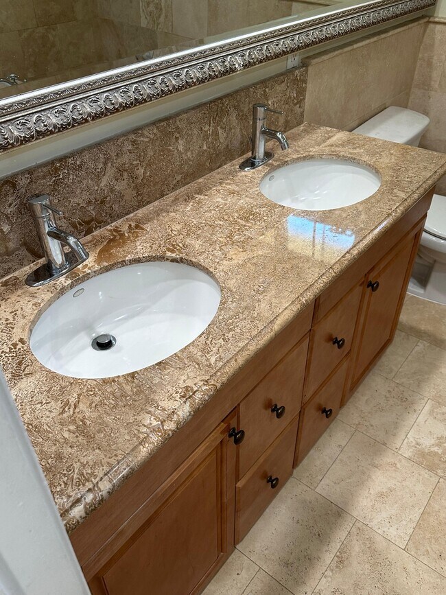 Photo - 12402 Killion St