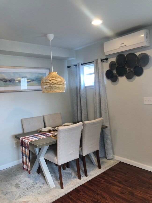 The Glen Burnie - Cozy Studio Apartments