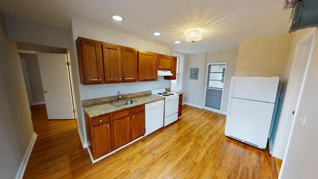 Photo - 224 Hanover St