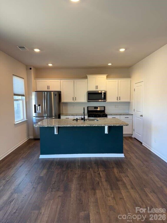 Photo - 106 Sierra Rd