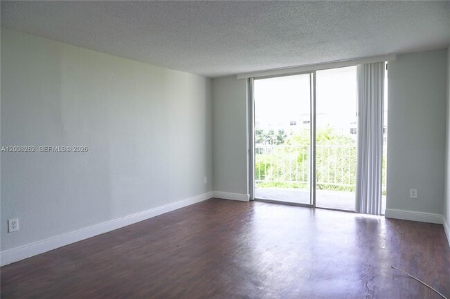 Building Photo - 482 NW 165th St Unit A504
