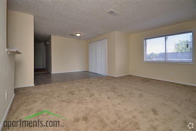 Living Room - Sienna Ridge