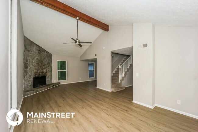 Photo - 4433 Woodbank Ln