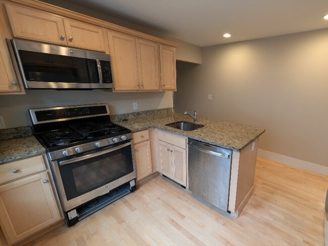 Photo - 19 Indiana Ave