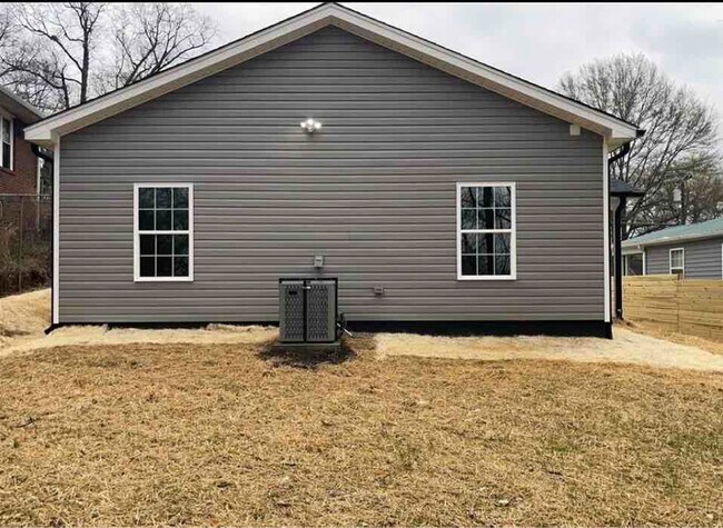 Photo - 1110 Thurmond St