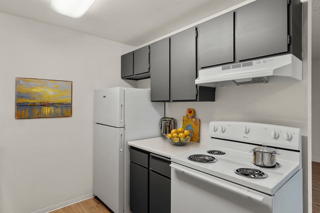 1 Bedroom Staged - Warner Park Apartments