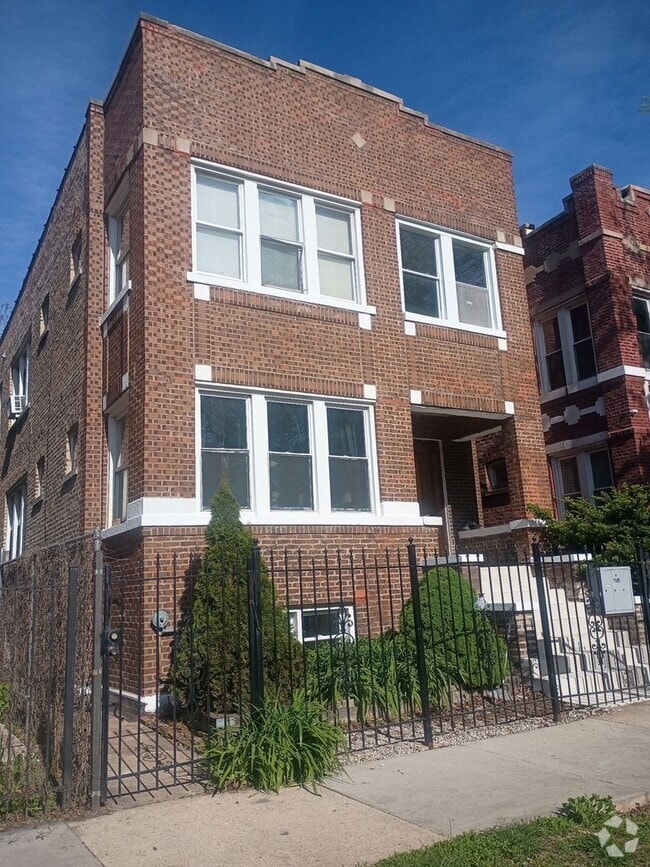 Building Photo - Brick 2 Flat Unit 61 Fairfield 1st floor Rental