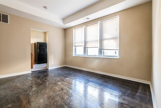 Photo - 107-113 N Laramie Ave Chicago, IL 60644