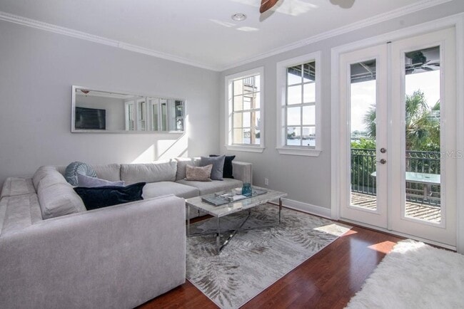 Photo - 1426 Harbour Walk Rd