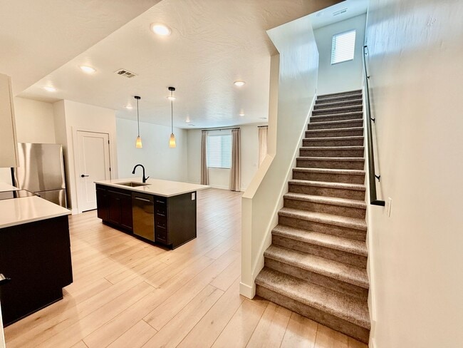 Photo - Spacious 3-BR Townhome in Washington