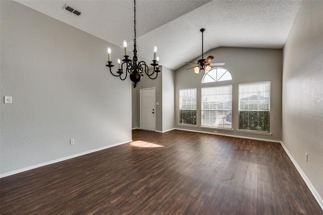 Photo - 8129 Spruce Valley Dr