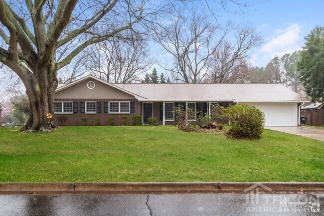 Building Photo - 490 Rocky Creek Dr Rental