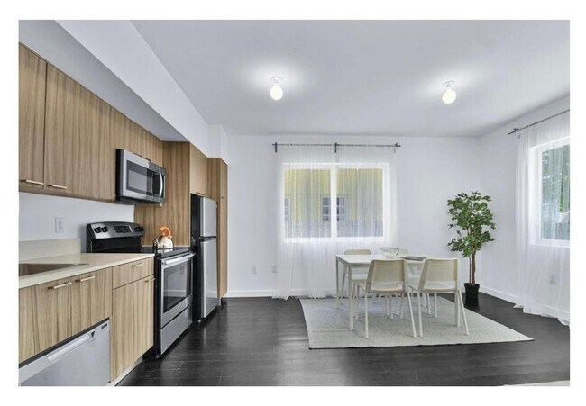 Photo - 557 Michigan Ave Unit 111