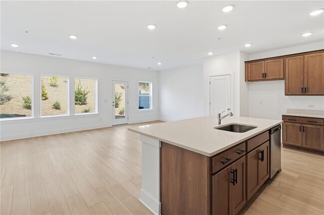 Photo - 187 Redbud Rd