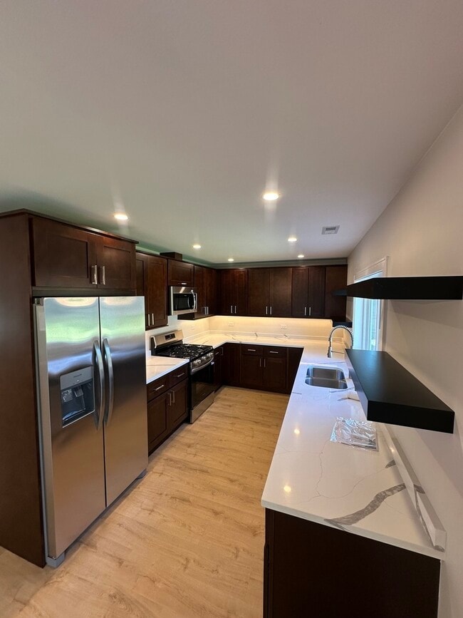 Photo - 15018 Huntington Ct
