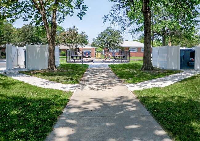 Photo - Bell Diamond Manor