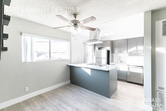 Building Photo - Updated Mid-Century 2-Bed, 1.5-Bath Townho... Unit 205.2 Rental