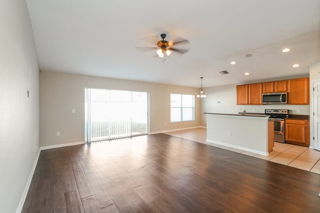 Photo - 6046 Desert Peace Ave