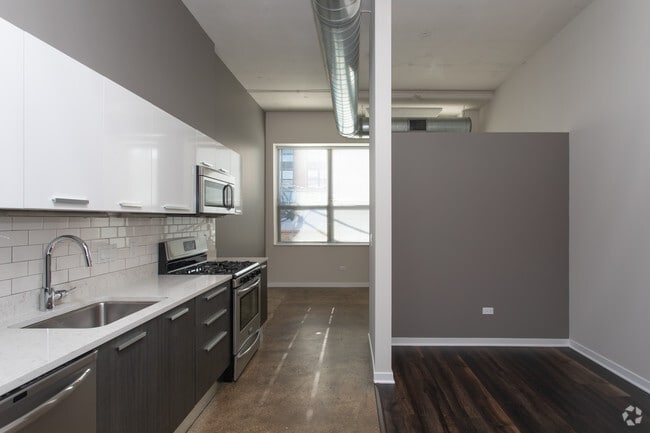 Photo - 13thirteen Randolph Street Lofts