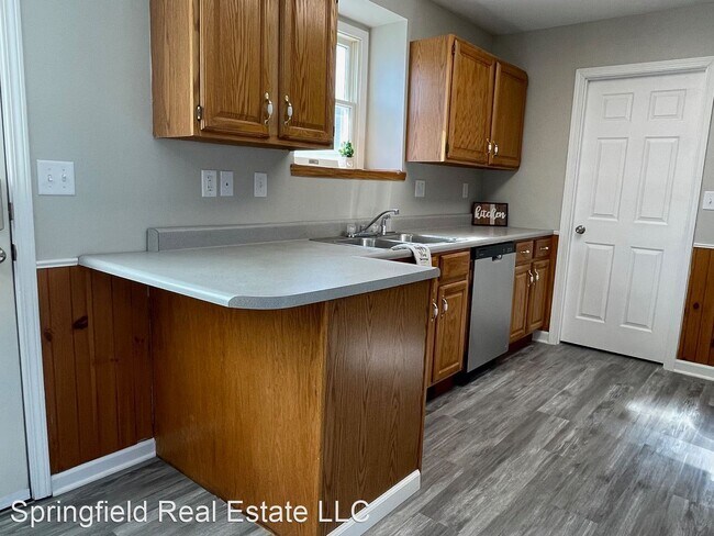 Photo - 3 br, 2.5 bath House - 4616 Lily Lane