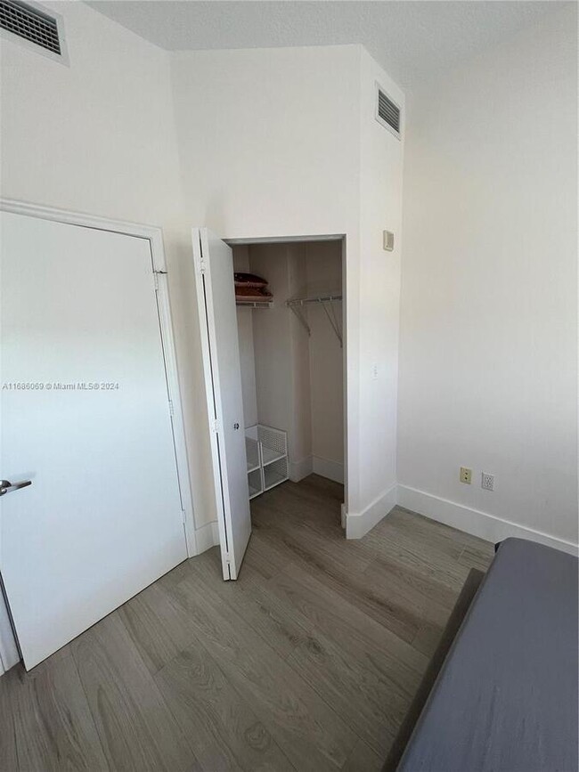 Photo - 18800 NE 29th Ave Condo Unit PH25