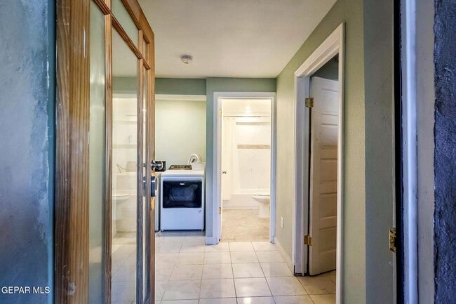 Photo - 619 E Nevada Ave Unit 4