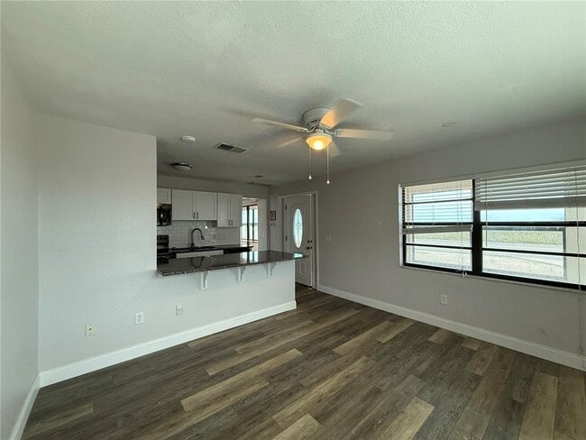 Photo - 2256 S Ocean Shore Blvd Unidad E