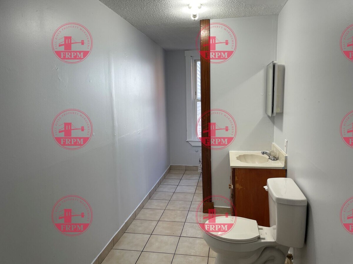 59 Bullard St Unit 2M Apartment New Bedford, MA